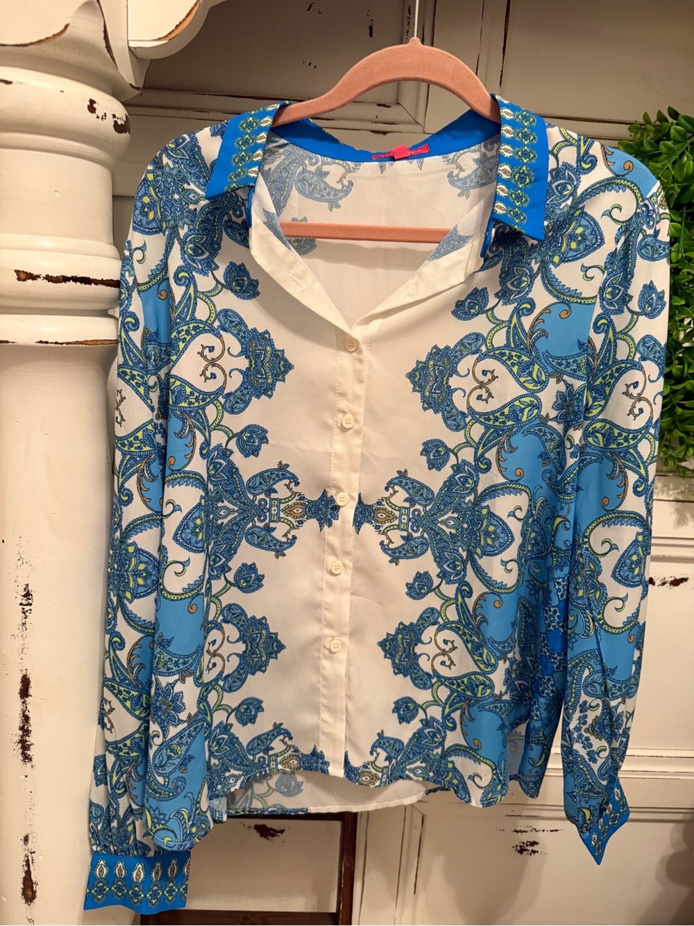 Flying Tomato Blue and White Paisley Button-Down Blouse